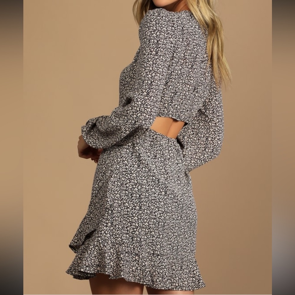 Long sleeve mini floral dress-LULUS
